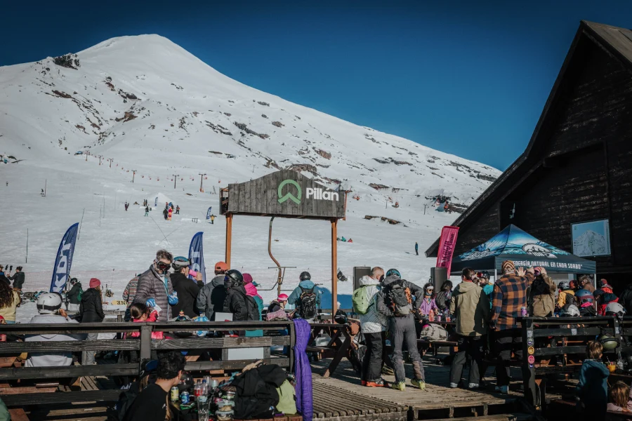 Viaja con el transporte al centro de ski pillán a ver estos paisajes