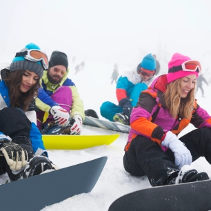 Las mejores equipo de ski y snowboard para el alquiler.